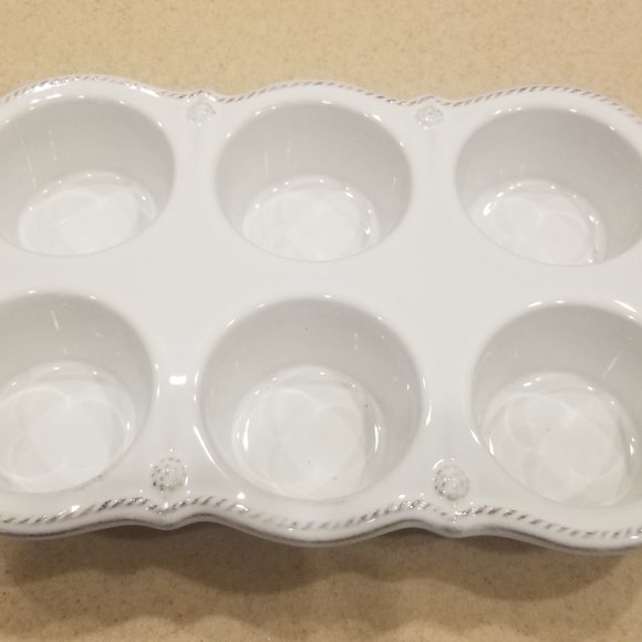 RARE JULISKA WHITE BERRY & THREAD CERAMIC CUPCAKE MUFFIN PAN BAKING COOKING DISH